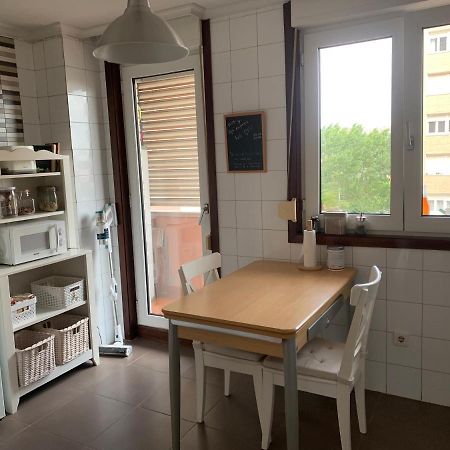 Habitacion Privada Para 2 Personas A 10 Min De La Playa 桑坦德 外观 照片