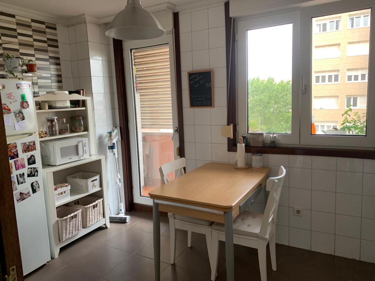 Habitacion Privada Para 2 Personas A 10 Min De La Playa 桑坦德 外观 照片