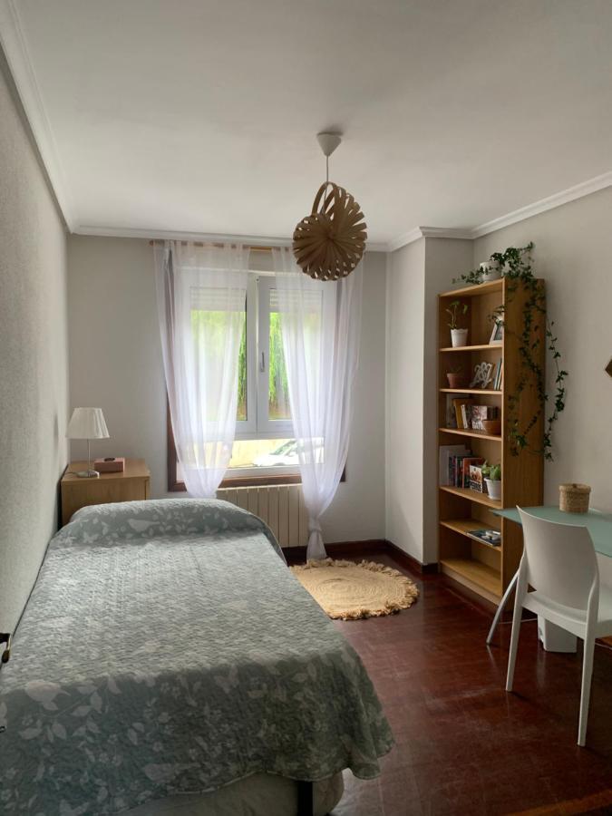 Habitacion Privada Para 2 Personas A 10 Min De La Playa 桑坦德 外观 照片